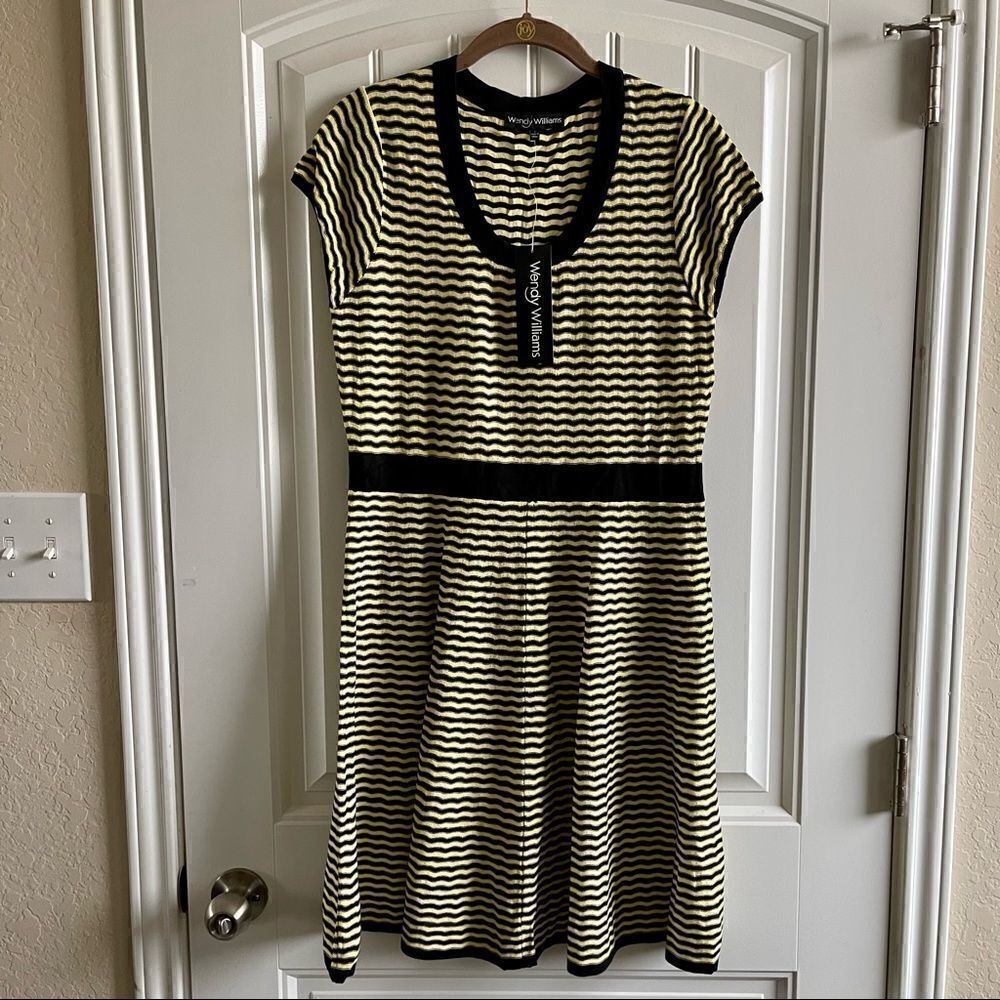 Wendy Williams Chevron Stripe Fit & Flare Sweater Dress Yellow Black L